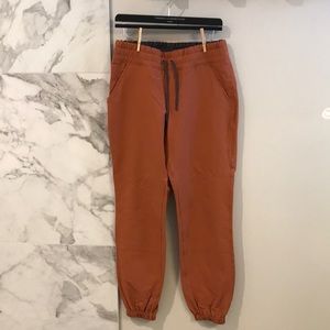 Like New MEC active pants